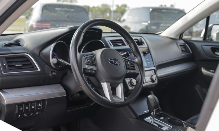 2017 SUBARU OUTBACK TOURING