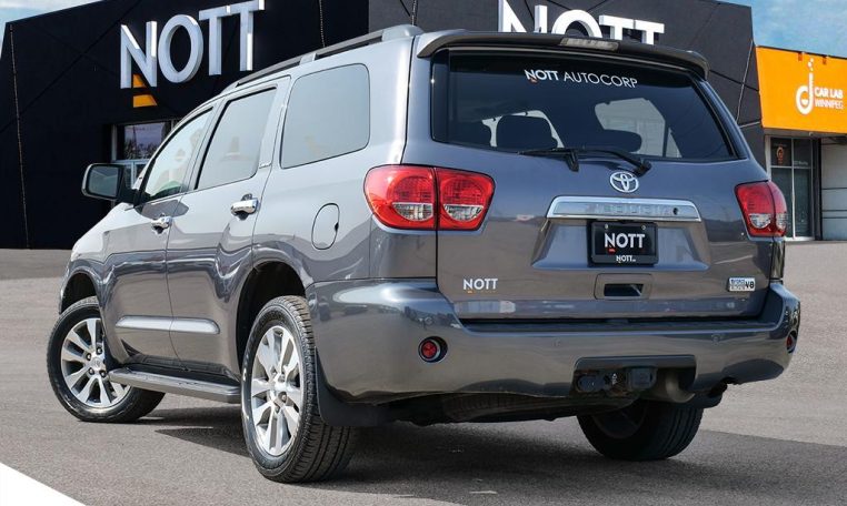2017 TOYOTA SEQUOIA LIMITED | NO ACCIDENTS | NEW TIRES AND BRAKES | RARE