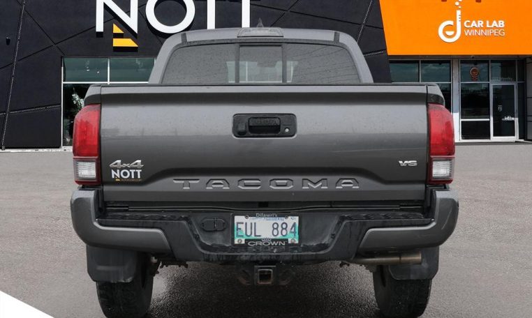 2021 TOYOTA TACOMA DOUBLE CAB V6 SR5 Local Manitoba Vehicle | One Owner | 2 Years Man. Warranty Remaining