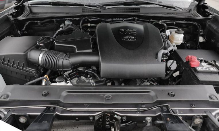 2021 TOYOTA TACOMA DOUBLE CAB V6 SR5 Local Manitoba Vehicle | One Owner | 2 Years Man. Warranty Remaining