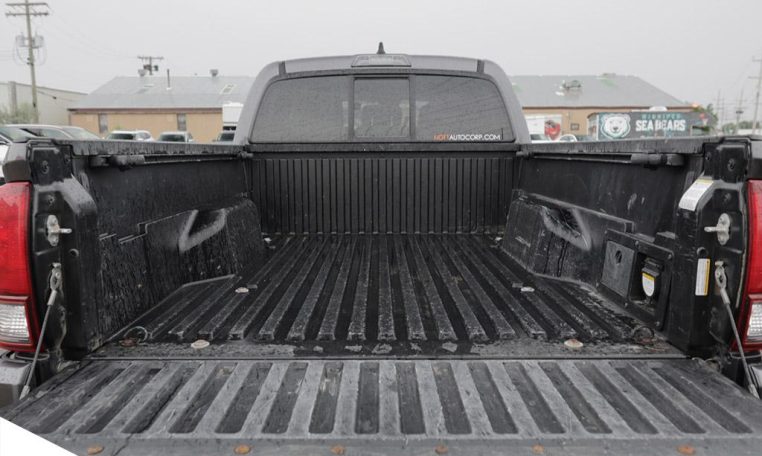2021 TOYOTA TACOMA DOUBLE CAB V6 SR5 Local Manitoba Vehicle | One Owner | 2 Years Man. Warranty Remaining