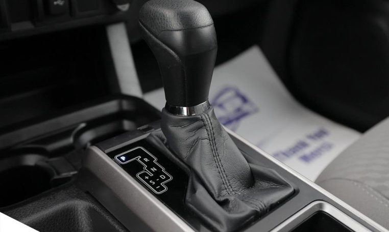 2021 TOYOTA TACOMA DOUBLE CAB V6 SR5 Local Manitoba Vehicle | One Owner | 2 Years Man. Warranty Remaining