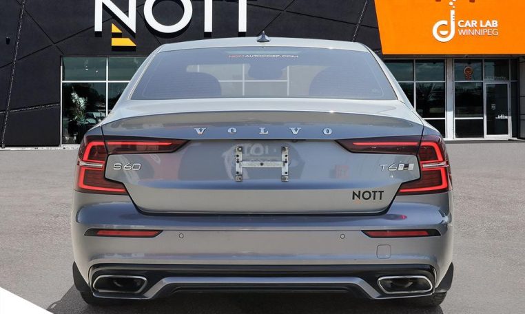 2020 VOLVO S60 T6 R-Design | NO ACCIDENTS