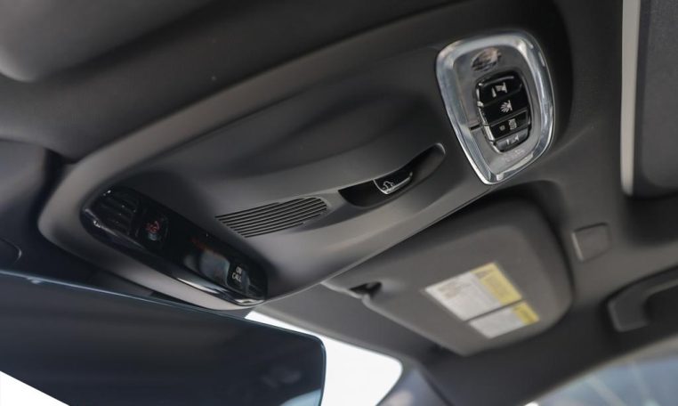 2020 VOLVO S60 T6 R-Design | NO ACCIDENTS