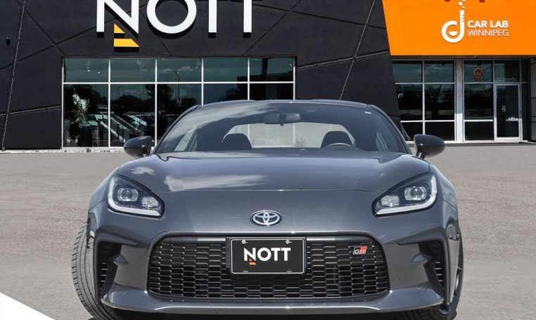 2022 TOYOTA GR86 PREMIUM | Low Mileage