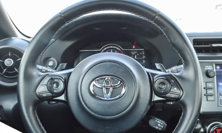 2022 TOYOTA GR86 PREMIUM | Low Mileage