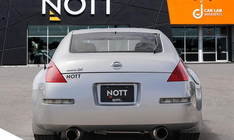 2006 NISSAN 350Z