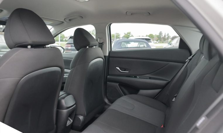 2025 HYUNDAI ELANTRA ESSENTIAL | ONE OWNER | LOCAL MB