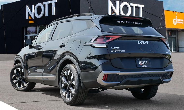 2023 KIA SPORTAGE X-LINE | ONE OWNER