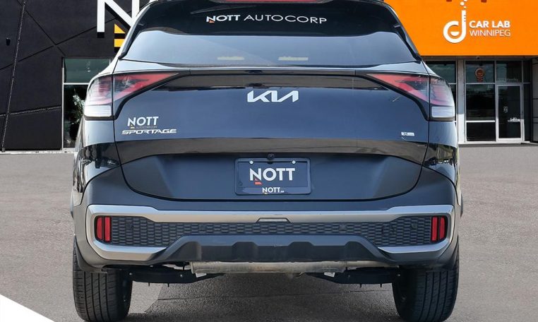 2023 KIA SPORTAGE X-LINE | ONE OWNER