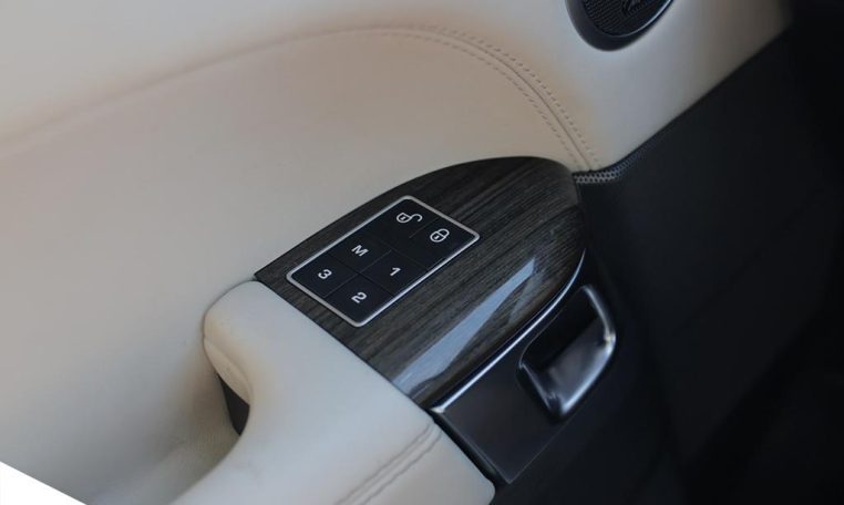 2016 LAND ROVER Range Rover SPORT HSE