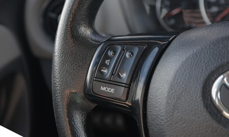 2019 TOYOTA YARIS