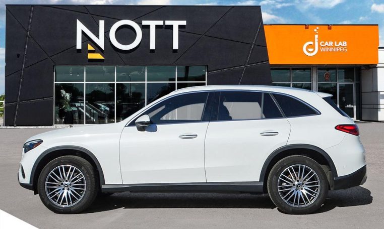 2024 MERCEDES-BENZ GLC300 | No Accidents