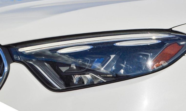 2024 MERCEDES-BENZ GLC300 | No Accidents