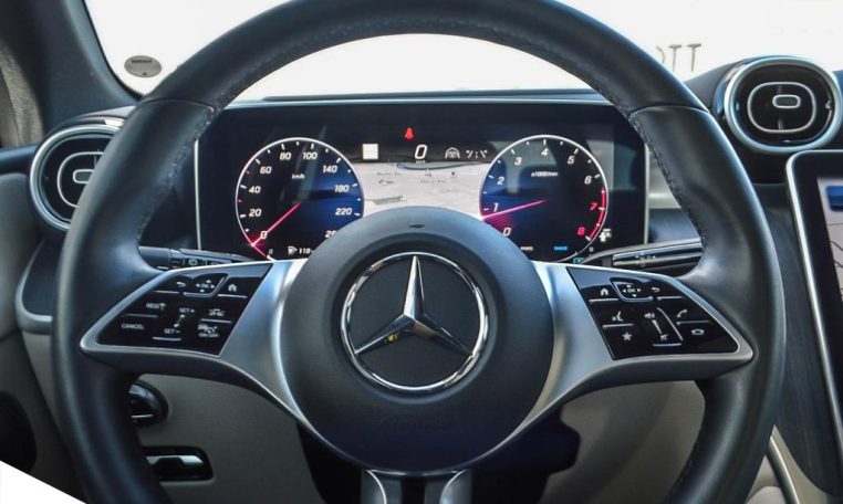 2024 MERCEDES-BENZ GLC300 | No Accidents