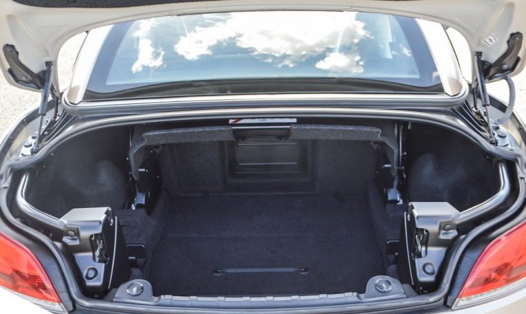 2011 BMW Z4 30i ROADSTER |LOCAL MB VEHICLE | NO ACCIDENTS