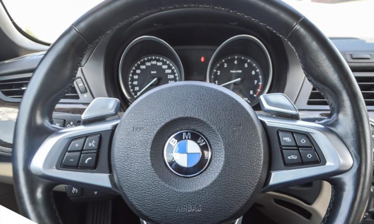 2011 BMW Z4 30i ROADSTER |LOCAL MB VEHICLE | NO ACCIDENTS
