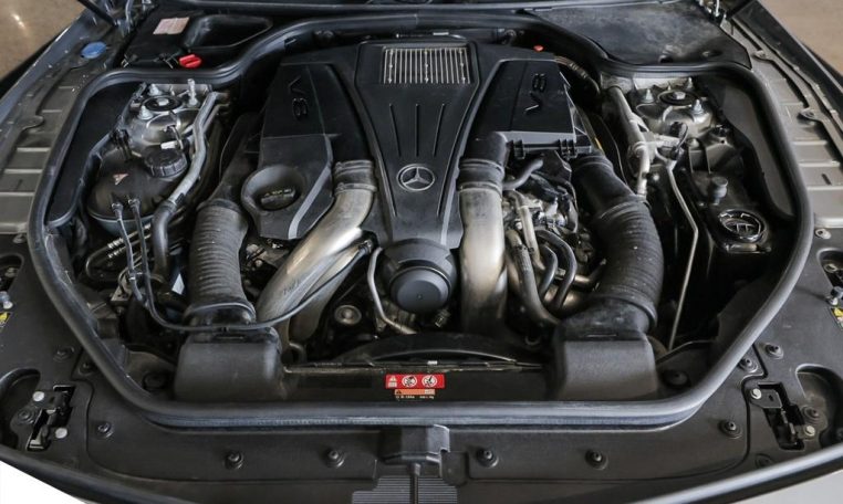 2013 MERCEDES-BENZ SL-CLASS SL550 | No Accidents | Low Mileage