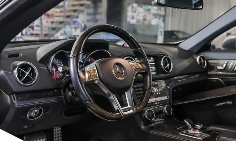 2013 MERCEDES-BENZ SL-CLASS SL550 | No Accidents | Low Mileage