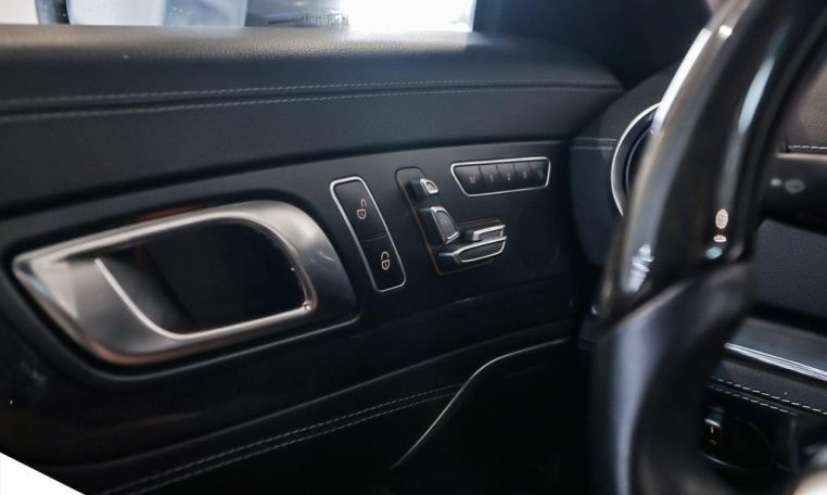 2013 MERCEDES-BENZ SL-CLASS SL550 | No Accidents | Low Mileage