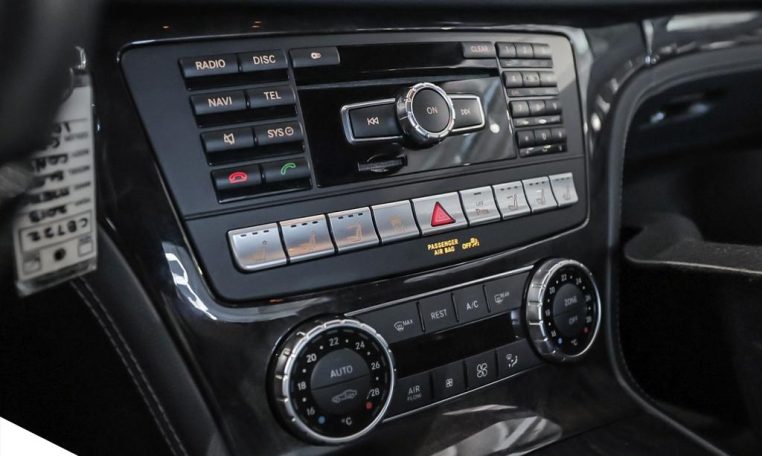 2013 MERCEDES-BENZ SL-CLASS SL550 | No Accidents | Low Mileage