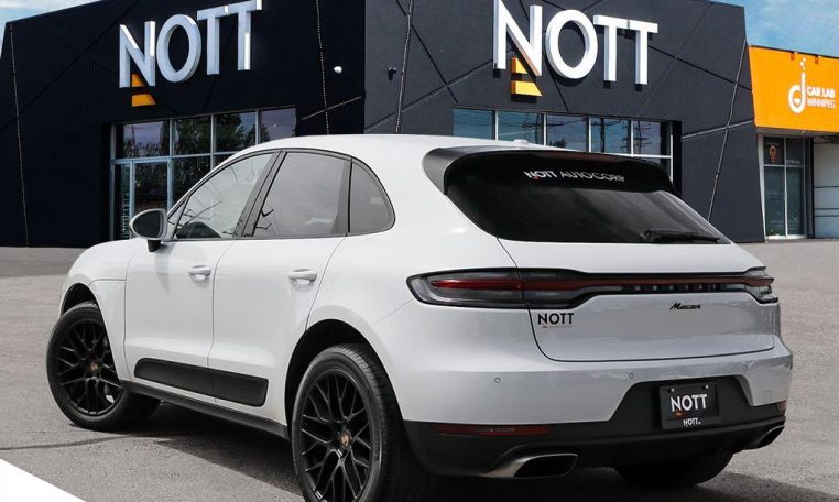 2020 PORSCHE Macan | 2 SETS OF PORSCHE WHEELS | NO ACCIDENTS | ONE OWNER