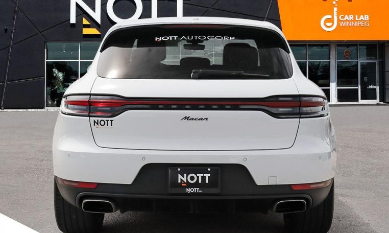 2020 PORSCHE Macan | 2 SETS OF PORSCHE WHEELS | NO ACCIDENTS | ONE OWNER