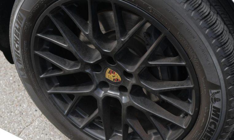 2020 PORSCHE Macan | 2 SETS OF PORSCHE WHEELS | NO ACCIDENTS | ONE OWNER