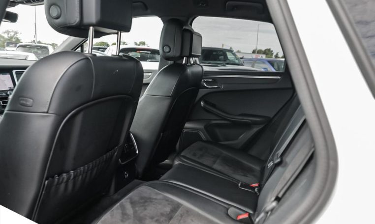 2020 PORSCHE Macan | 2 SETS OF PORSCHE WHEELS | NO ACCIDENTS | ONE OWNER