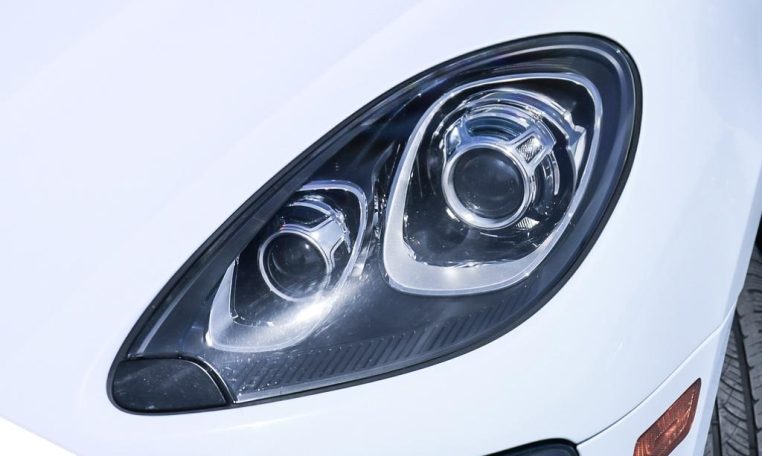 2018 PORSCHE Macan S