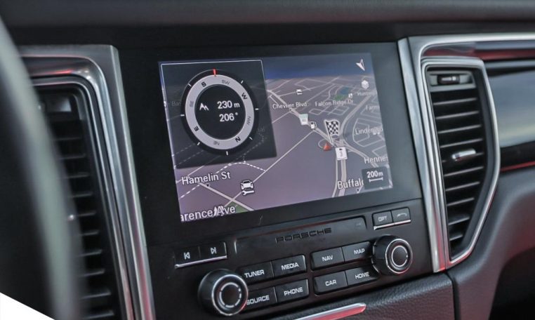 2018 PORSCHE Macan S