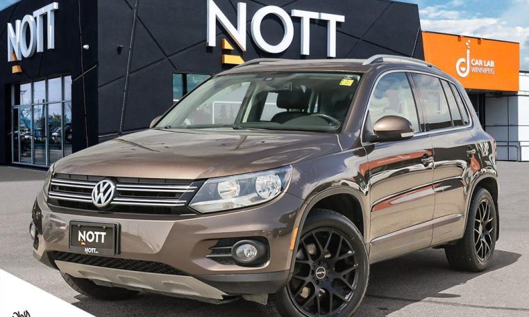 2015 VOLKSWAGEN TIGUAN Comfortline | Local MB Vehicle | 2 Keys!
