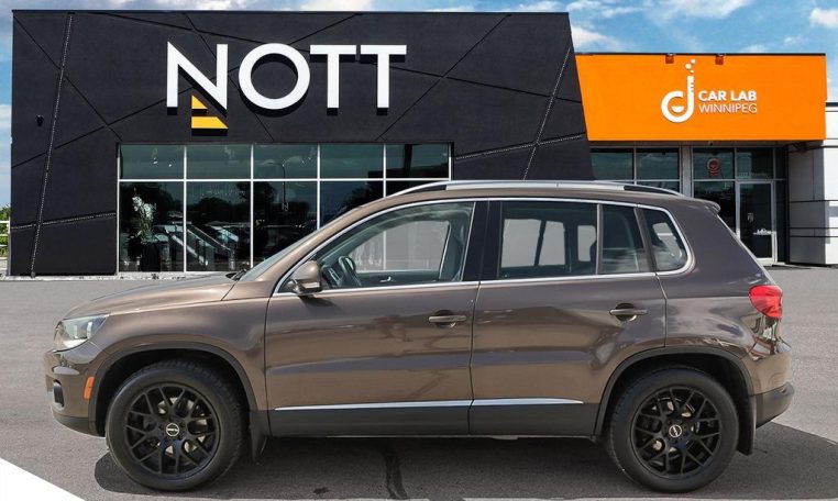 2015 VOLKSWAGEN TIGUAN Comfortline | Local MB Vehicle | 2 Keys!