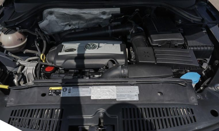 2015 VOLKSWAGEN TIGUAN Comfortline | Local MB Vehicle | 2 Keys!