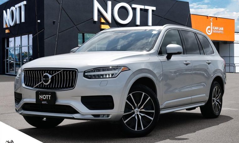 2020 VOLVO XC90 MOMENTUM
