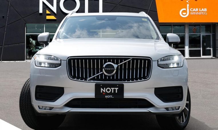 2020 VOLVO XC90 MOMENTUM