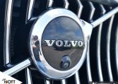 2020 VOLVO XC90 MOMENTUM
