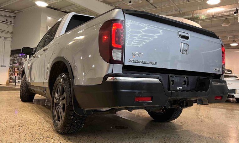 2017 HONDA RIDGELINE SPORT 4WD | As-Is with Manitoba Safety