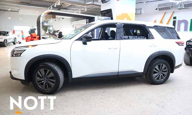 2024 NISSAN PATHFINDER S | 8-Passenger
