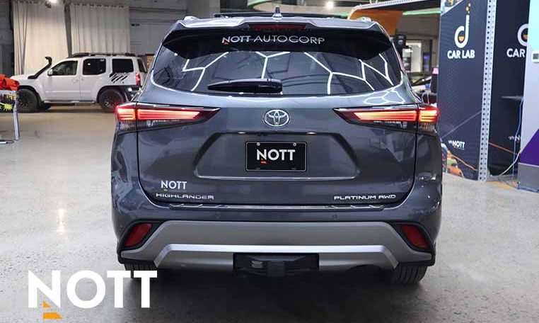 2024 TOYOTA HIGHLANDER PLATINUM | No Accidents